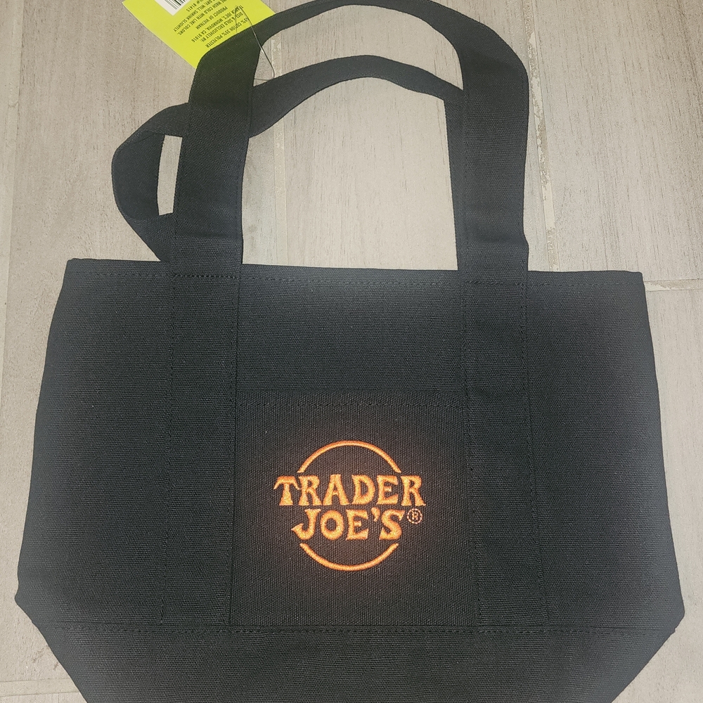 NWT Trader Joe's Trick Or Trear Black Tote Bag Limited Edition.